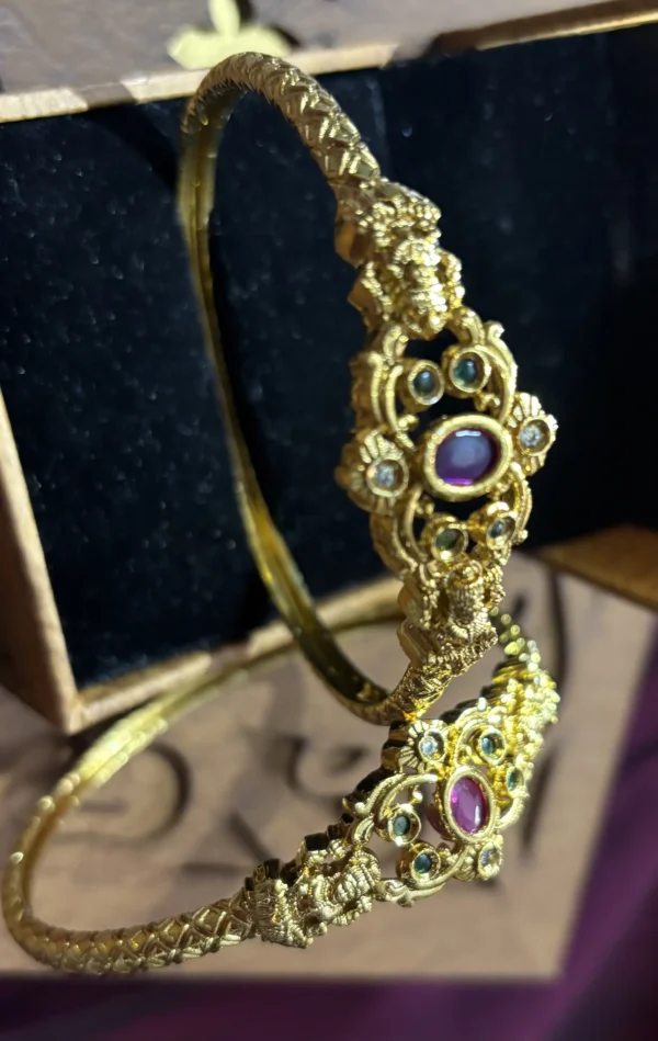 Kartiky Bangles